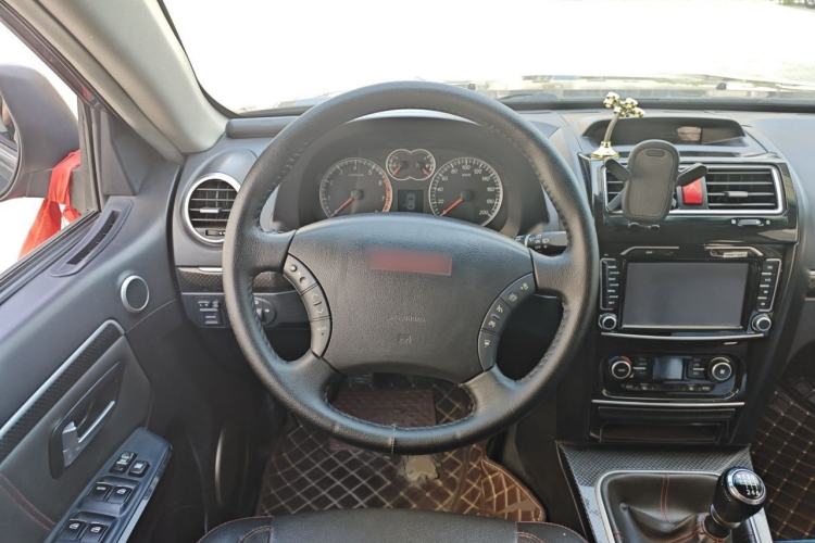 Used Haval H5 Classic 2015 2.0T Manual Two-Wheel Drive Elite Version Steering Wheel