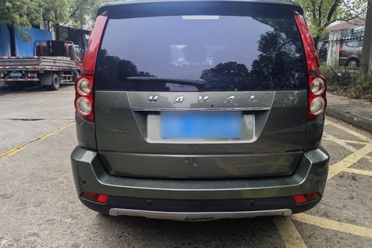 Used Haval H5 Classic 2015 2.0T Diesel Automatic Two-Wheel Drive Advanced Version Exterior 5