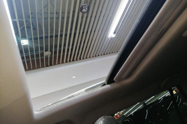 Used Haval H5 Classic 2015 2.0T Manual 4x4 Prestige Version Headliner