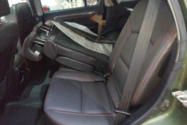 Used Haval H5 Classic 2015 2.0T Manual 4x4 Prestige Version Left Rear Seat