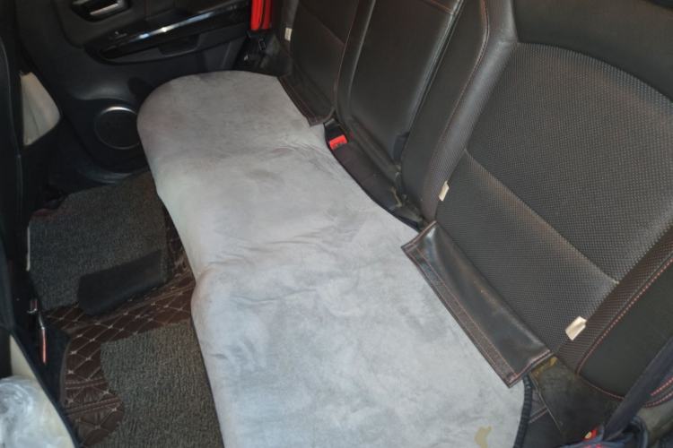 Used Haval H5 Classic 2015 2.0T Manual Two-Wheel Drive Elite Version Left Rear Seat