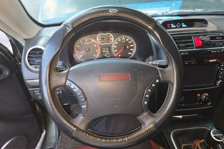 Used Haval H5 Classic 2015 2.0T Manual Two-Wheel Drive Elite Version Steering Wheel