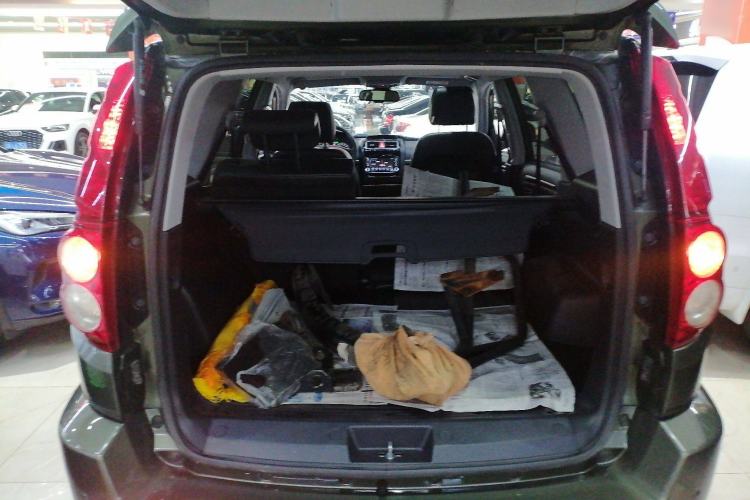 Used Haval H5 Classic 2015 2.0T Manual 4x4 Prestige Version Trunk