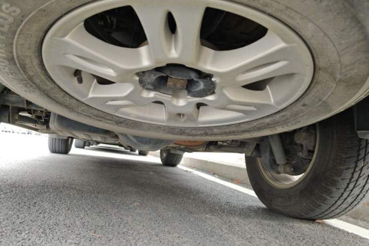 Used Haval H5 Classic 2015 2.0T Manual Two-Wheel Drive Elite Version Chassis Rear