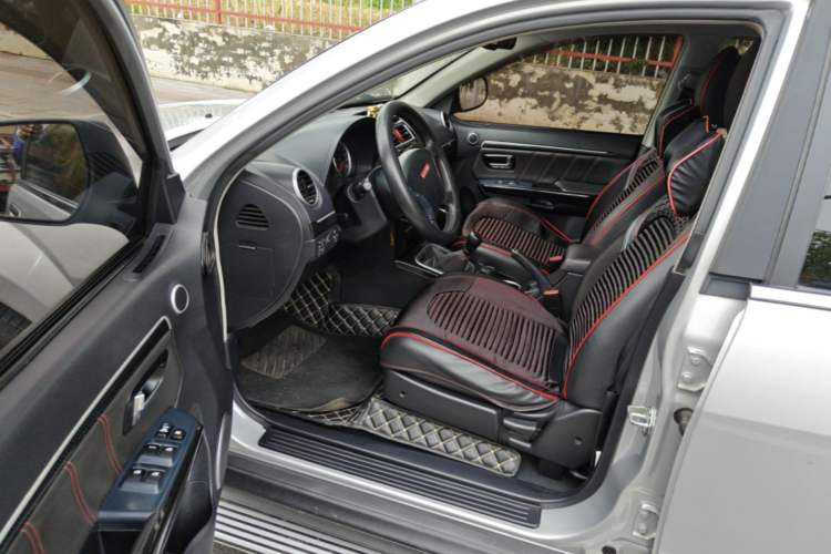Used Haval H5 Classic 2015 2.0T Manual Two-Wheel Drive Elite Version Driver Seat