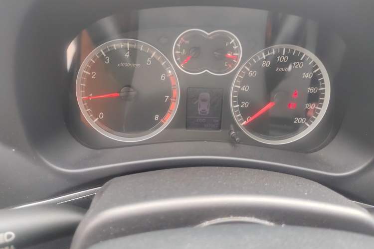 Used Haval H5 Classic 2015 2.0T Manual 4x4 Prestige Version Odometer Close Up