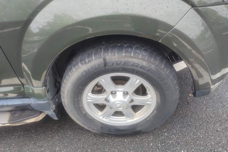 Used Haval H5 Classic 2015 2.0T Manual 4x4 Prestige Version Right Front Wheel Hub