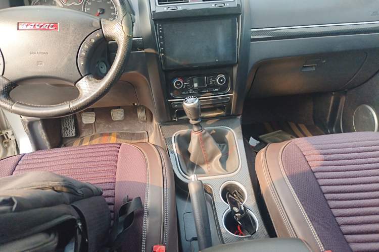 Used Haval H5 Classic 2015 2.0T Manual 4x4 Advanced Trim Audio And AC Panel