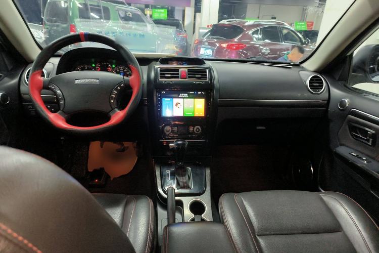 Used Haval H5 Classic 2015 2.0T Diesel Automatic All-Wheel Drive Elite Model Center Console