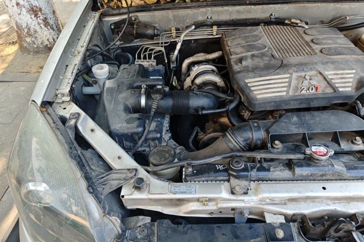 Used Haval H5 Classic 2015 2.0T Manual 4x4 Advanced Trim Engine Bay Right