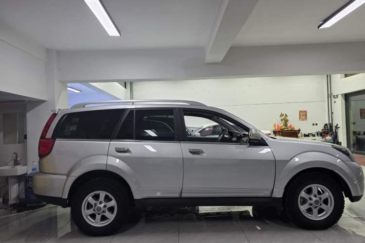 Used Haval H5 Classic 2015 2.0T Manual 4x4 Prestige Version Exterior 3
