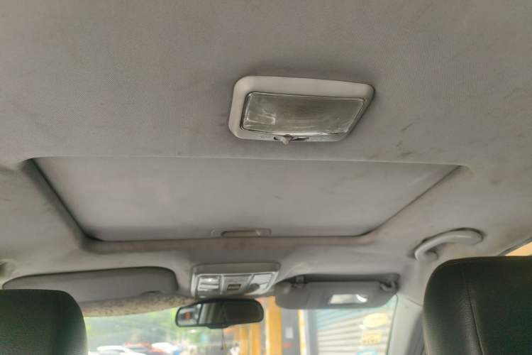 Used Haval H5 Classic 2015 2.0T Manual 4x4 Prestige Version Headliner