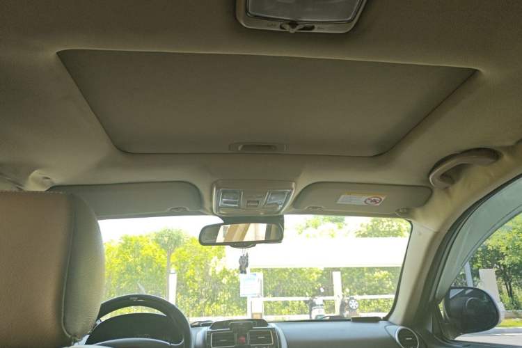 Used Haval H5 Classic 2015 2.0T Manual 4x4 Prestige Version Headliner