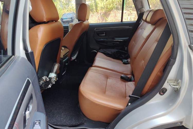 Used Haval H5 Classic 2015 2.0L Manual Two-Wheel Drive Entry-Level Trim Left Rear Seat