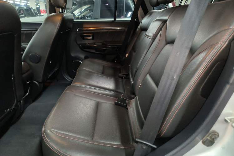 Used Haval H5 Classic 2015 2.0T Diesel Automatic All-Wheel Drive Elite Model Left Rear Seat