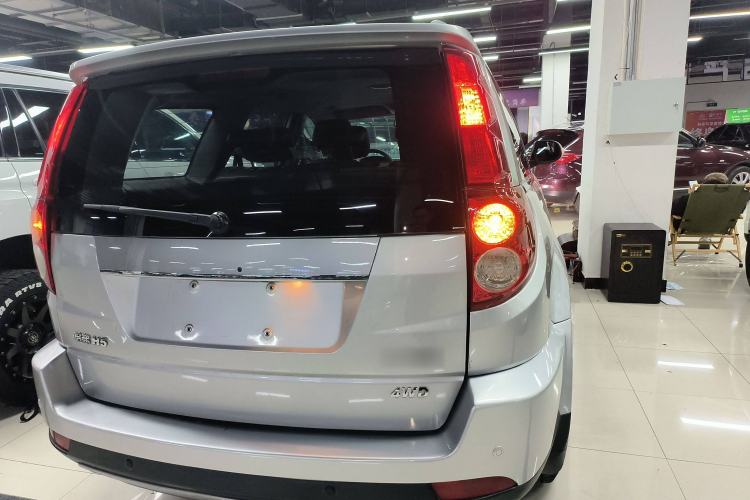 Used Haval H5 Classic 2015 2.0T Diesel Automatic All-Wheel Drive Elite Model Right Rear Taillight