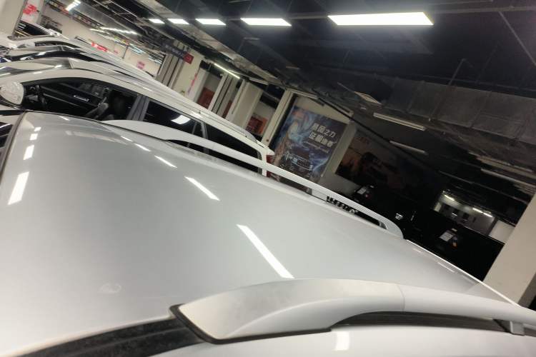 Used Haval H5 Classic 2015 2.0T Diesel Automatic All-Wheel Drive Elite Model Roof