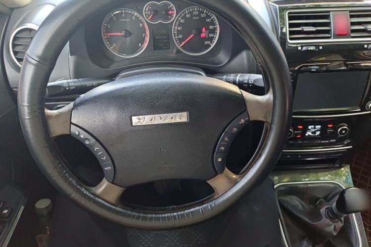Used Haval H5 Classic 2015 2.0T Manual 4x4 Advanced Trim Steering Wheel