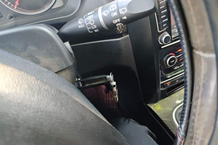 Used Haval H5 Classic 2015 2.0T Manual 4x4 Advanced Trim Vehicle Key