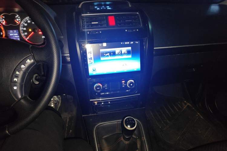 Used Haval H5 Classic 2015 2.0T Manual 4x4 Advanced Trim Audio And AC Panel