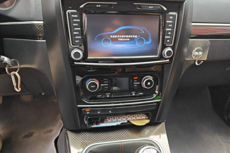 Used Haval H5 Classic 2015 2.0T Manual 4x4 Prestige Version Audio And AC Panel