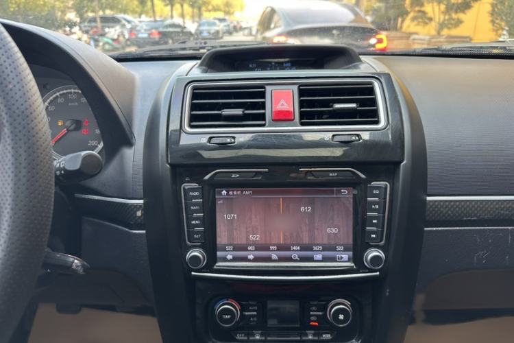 Used Haval H5 Classic 2015 2.0T Manual 4x4 Prestige Version Audio And AC Panel