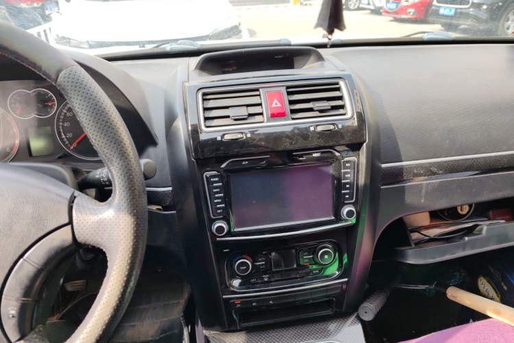 Used Haval H5 Classic 2015 2.0T Diesel Manual 4x4 Ambition Model Audio And AC Panel