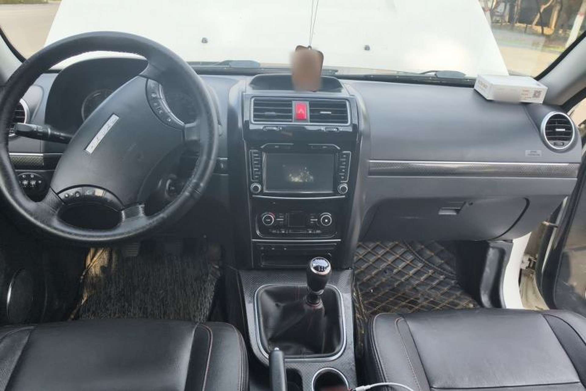 Used Haval H5 Classic 2015 2.0T Manual 4x4 Elite Edition Center Console