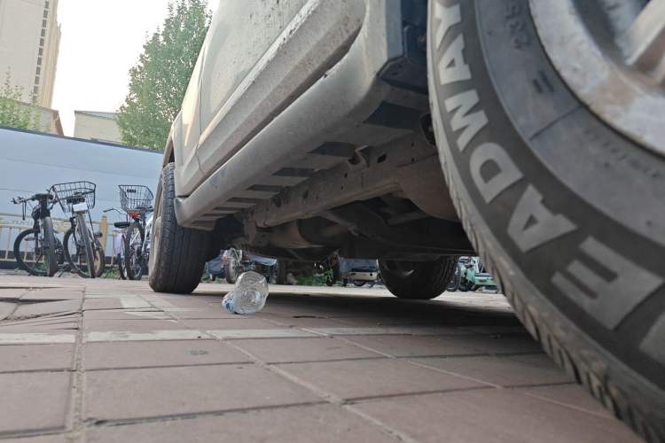 Used Haval H5 Classic 2015 2.0T Diesel Manual 4x4 Ambition Model Chassis Front Right