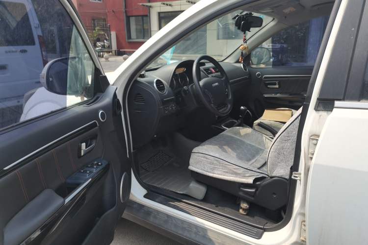 Used Haval H5 Classic 2015 2.0T Manual 4x4 Advanced Trim Driver Seat