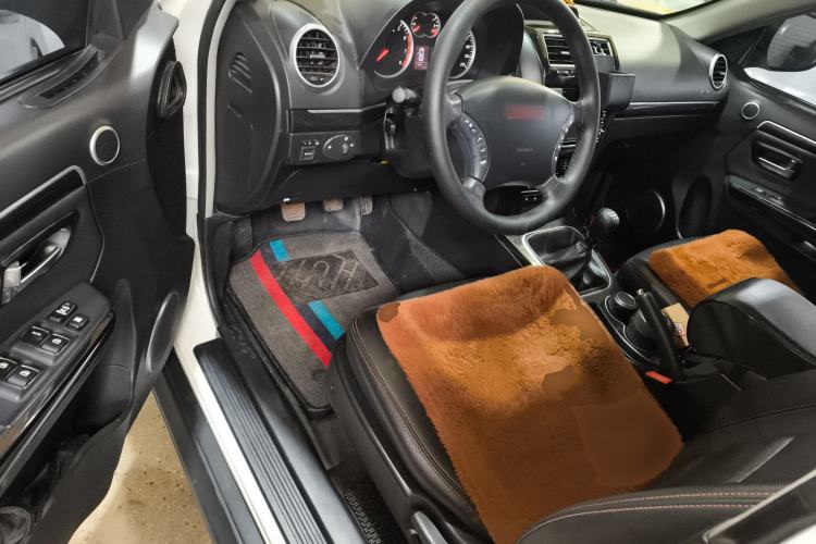 Used Haval H5 Classic 2015 2.0T Manual 4x4 Elite Edition Driver Seat