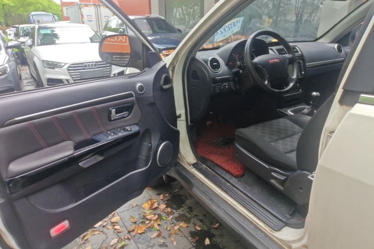 Used Haval H5 Classic 2015 2.0T Manual Two-Wheel Drive Advanced Version Driver Seat
