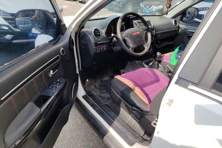 Used Haval H5 Classic 2015 2.0T Diesel Manual 4x4 Ambition Model Driver Seat