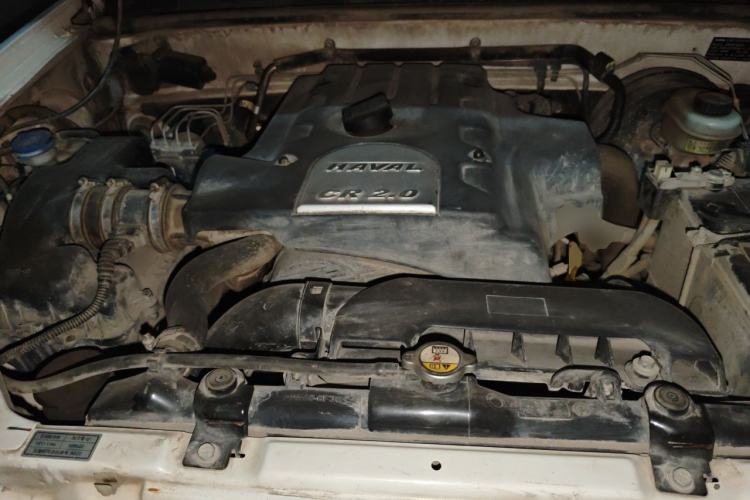 Used Haval H5 Classic 2015 2.0T Diesel Manual Two-Wheel Drive Entry-Level Version Engine Bay