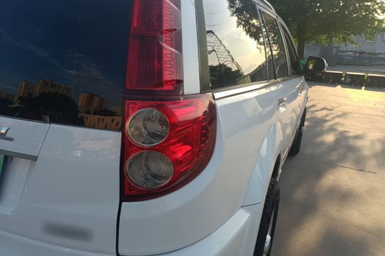 Used Haval H5 Classic 2015 2.0L Manual Two-Wheel Drive Entry-Level Trim Exterior 3