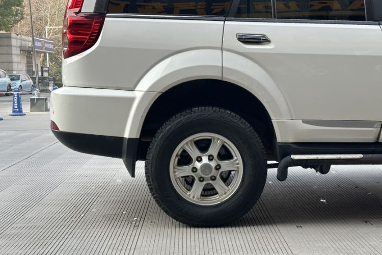 Used Haval H5 Classic 2015 2.0T Manual 4x4 Prestige Version Exterior 4