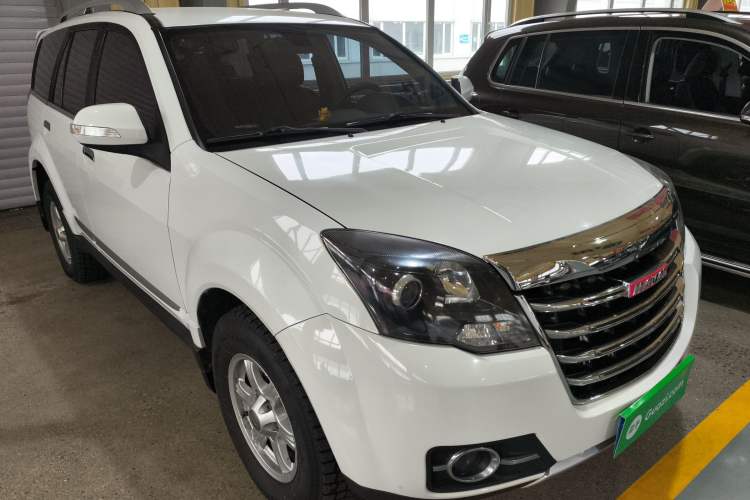 Used Haval H5 Classic 2015 2.0T Manual 4x4 Elite Edition Front Right 45 Deg