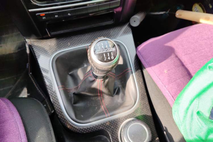 Used Haval H5 Classic 2015 2.0T Diesel Manual 4x4 Ambition Model Gear Lever