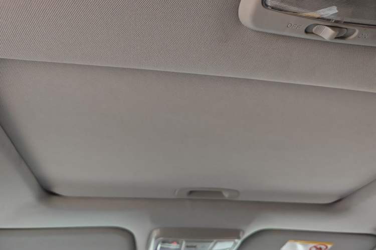 Used Haval H5 Classic 2015 2.0T Manual 4x4 Prestige Version Headliner