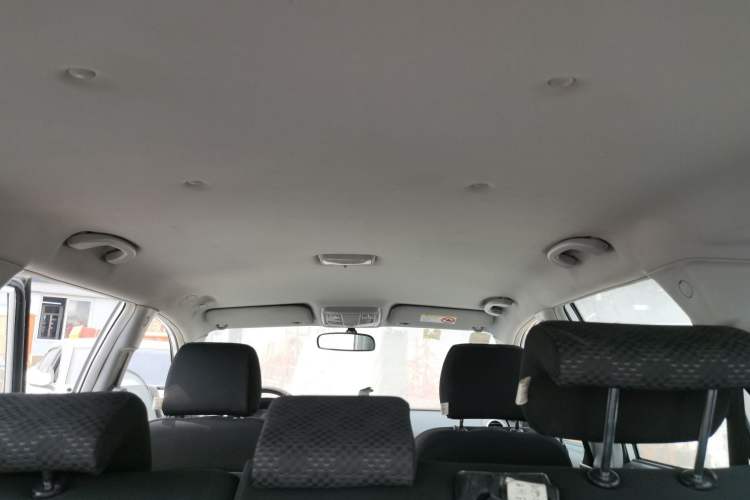 Used Haval H5 Classic 2015 2.0T Manual Two-Wheel Drive Advanced Version Headliner