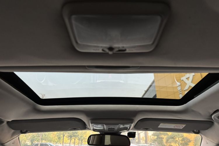 Used Haval H5 Classic 2015 2.0T Manual 4x4 Prestige Version Headliner