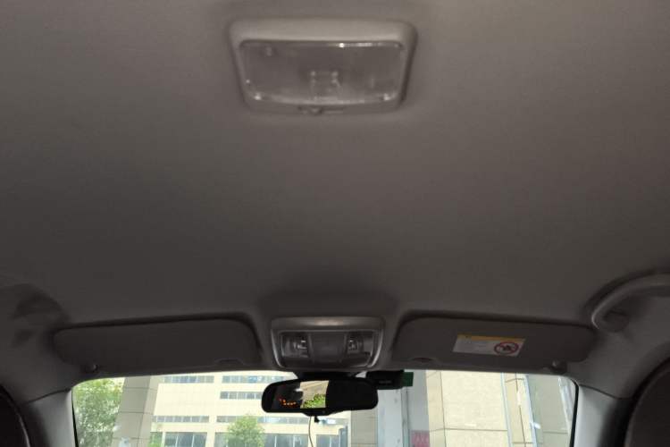 Used Haval H5 Classic 2015 2.0T Manual 4x4 Elite Edition Headliner