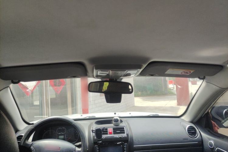 Used Haval H5 Classic 2015 2.0T Manual Two-Wheel Drive Elite Version Headliner