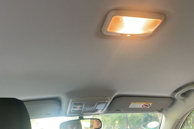 Used Haval H5 Classic 2015 2.0T Manual Two-Wheel Drive Advanced Version Headliner