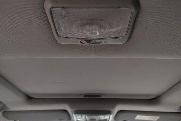 Used Haval H5 Classic 2015 2.0T Manual 4x4 Prestige Version Headliner