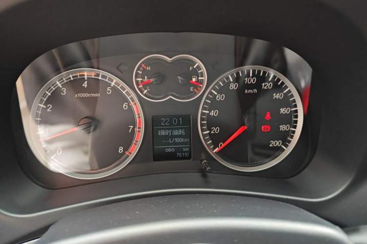 Used Haval H5 Classic 2015 2.0T Manual 4x4 Prestige Version Instrument Cluster