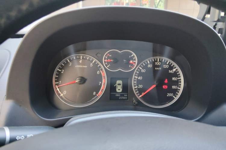 Used Haval H5 Classic 2015 2.0T Manual 4x4 Prestige Version Instrument Cluster