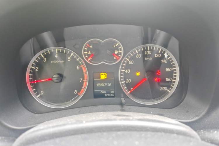 Used Haval H5 Classic 2015 2.0T Manual Two-Wheel Drive Advanced Version Instrument Cluster