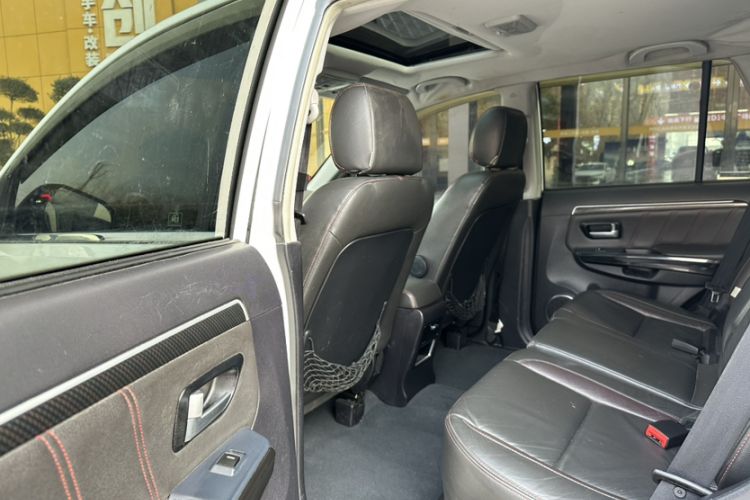 Used Haval H5 Classic 2015 2.0T Manual 4x4 Prestige Version Interior 1