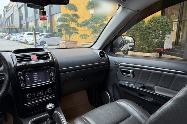 Used Haval H5 Classic 2015 2.0T Manual 4x4 Elite Edition Interior 1